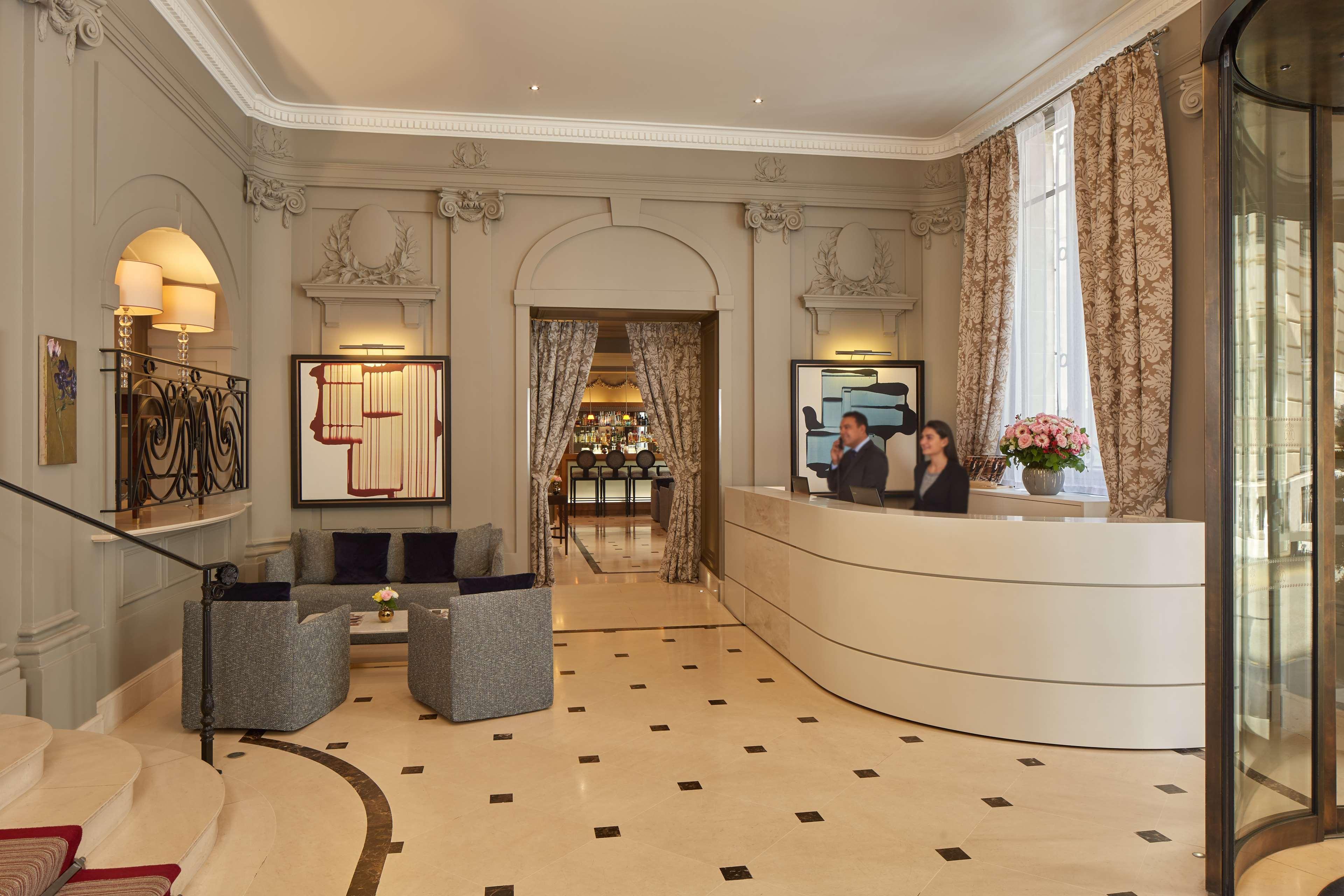 Majestic Hotel Spa - Champs Elysees Paris Exterior foto