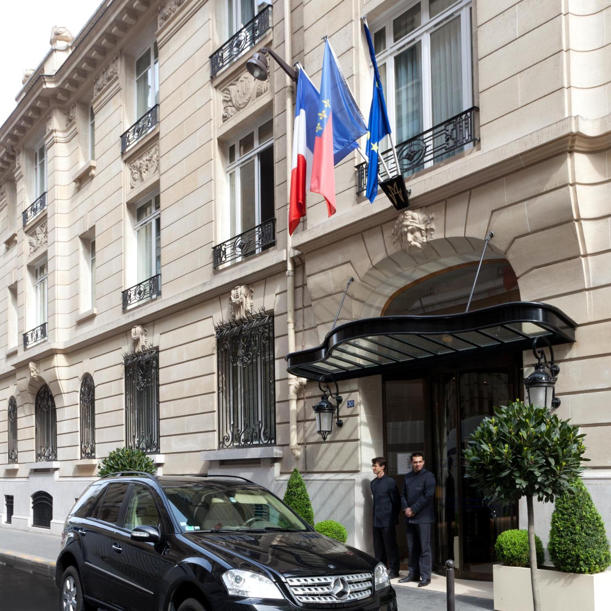 Majestic Hotel Spa - Champs Elysees Paris Exterior foto